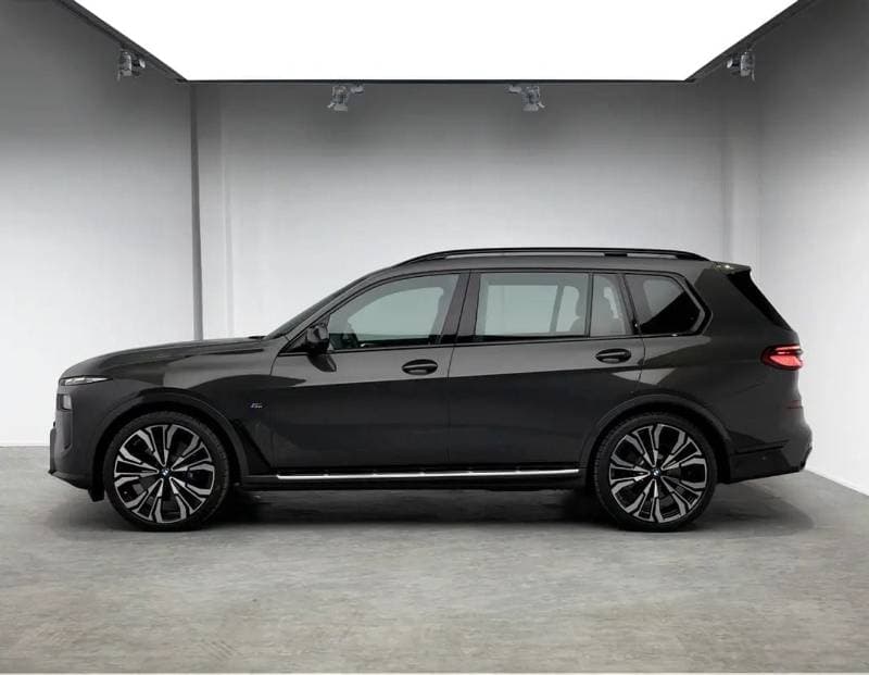 2023 BMW X7 XDRIVE40I M SPORT thumbnail 2