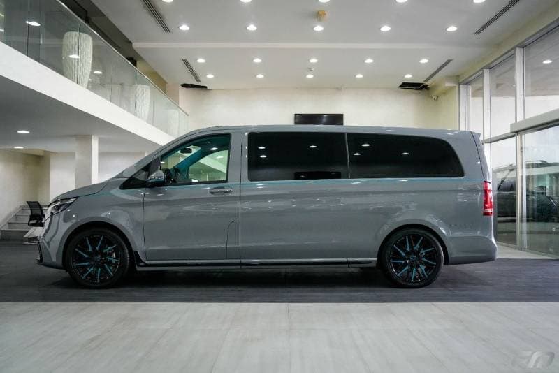 2023 Mercedes Benz V 250 AVANTGARDE/E thumbnail 4