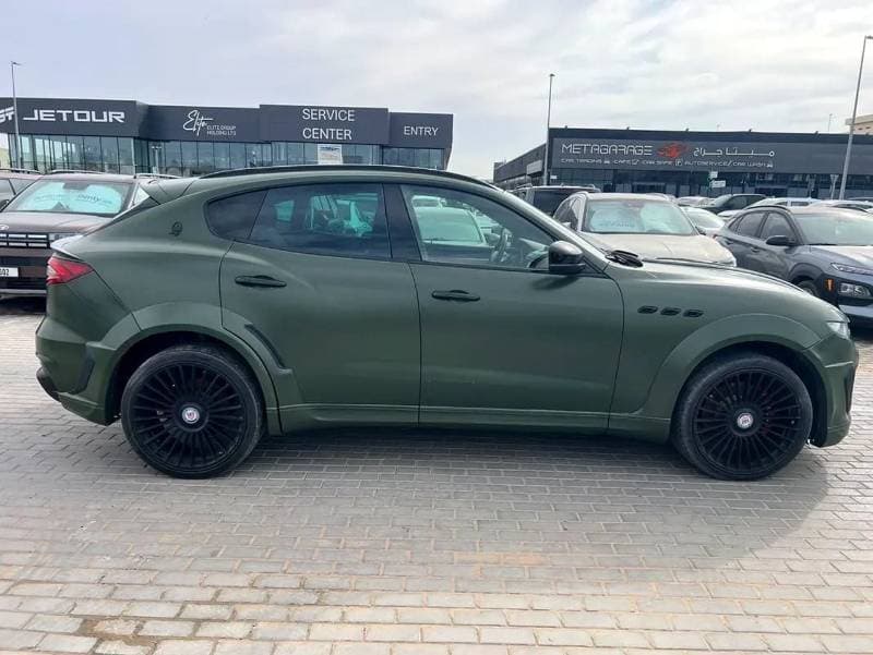 2020 Maserati Levante TROFEO thumbnail 3