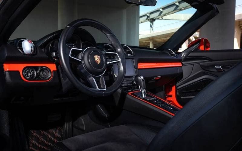 2020 Porsche 718 Spyder STANDARD thumbnail 6