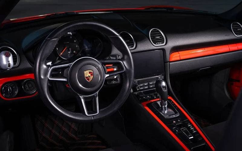 2020 Porsche 718 Spyder STANDARD thumbnail 8
