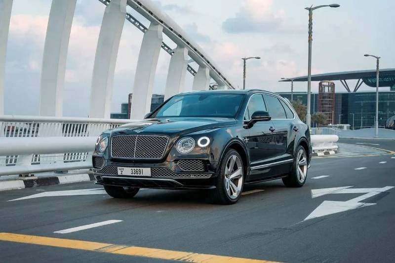 2019 Bentley Bentayga MULLINER thumbnail 2