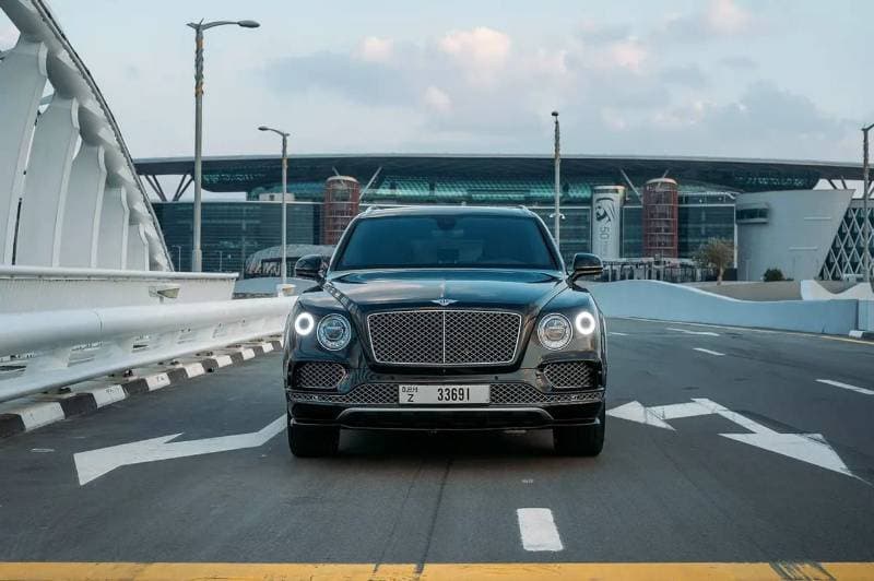 2019 Bentley Bentayga MULLINER thumbnail 3