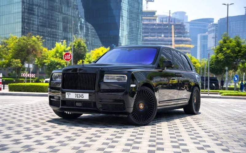 2019 Rolls Royce Cullinan BLACK BADGE