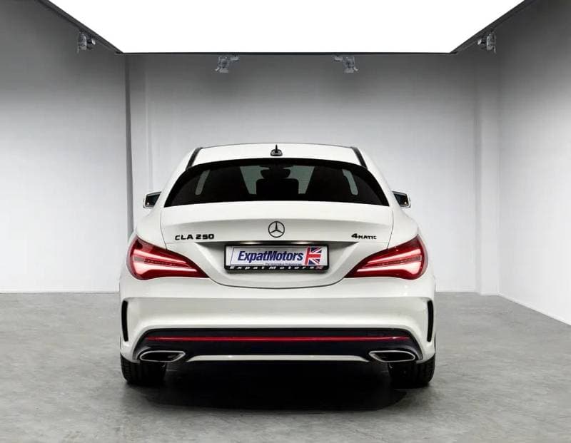 2018 Mercedes Benz CLA250 thumbnail 4