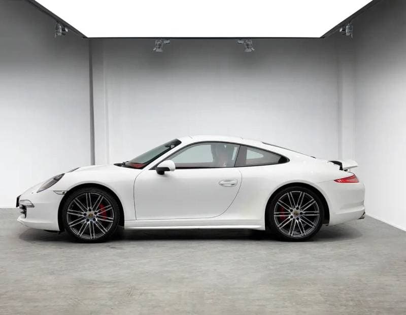 2015 Porsche 911 CARRERA 4 thumbnail 2