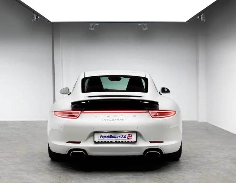 2015 Porsche 911 CARRERA 4 thumbnail 4