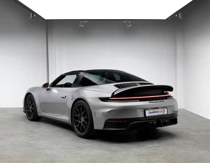 2025 Porsche 911 TARGA 4GTS thumbnail 3