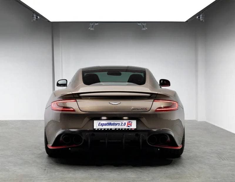 2017 Aston Martin Vanquish thumbnail 4