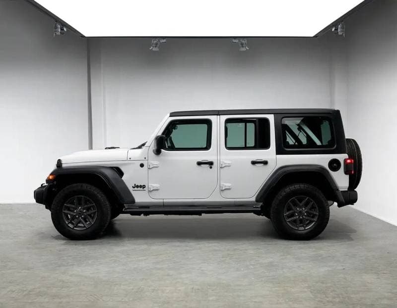 2024 Jeep Wrangler SPORT thumbnail 2