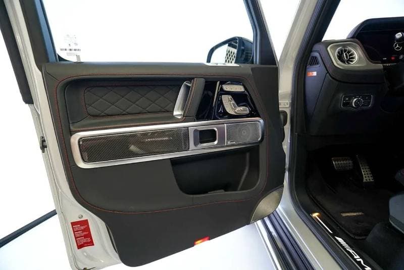 2025 Mercedes Benz G63 AMG STANDARD thumbnail 6
