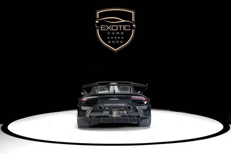 2023 Lamborghini Huracan STO thumbnail 2