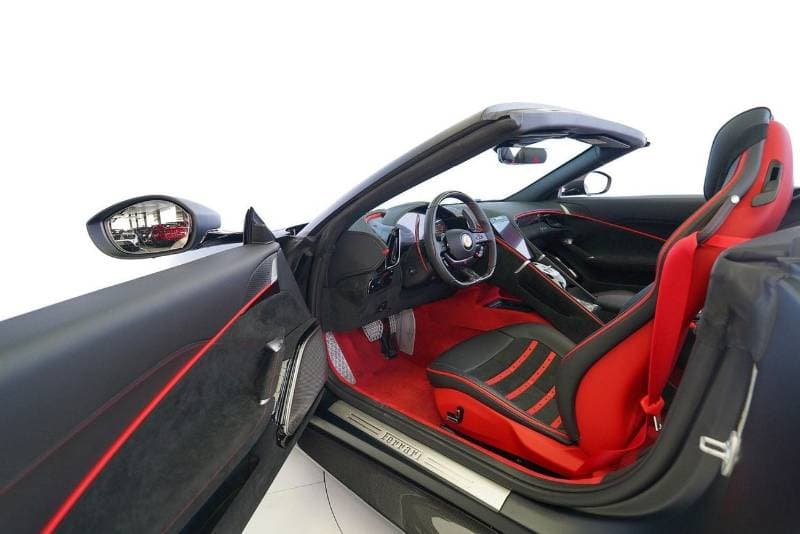 2026 Ferrari Roma SPIDER thumbnail 2