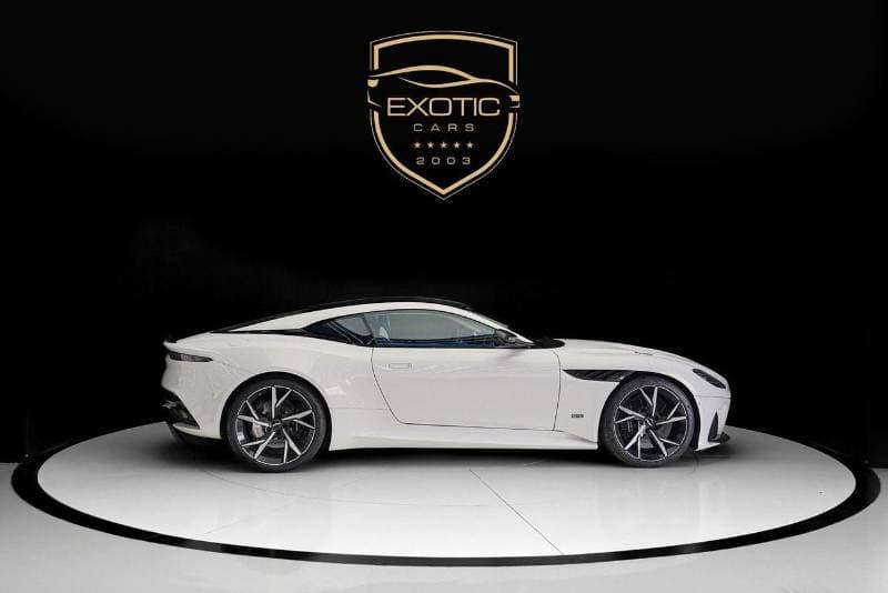 2019 Aston Martin DBS SUPERLEGGERA thumbnail 4