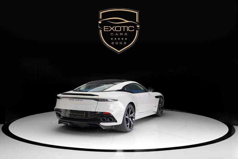 2019 Aston Martin DBS SUPERLEGGERA thumbnail 3