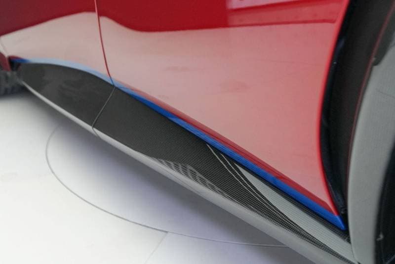 2025 Ferrari Purosangue STANDARD thumbnail 8