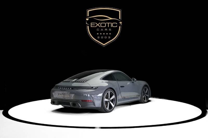 2025 Porsche 911 CARRERA thumbnail 5