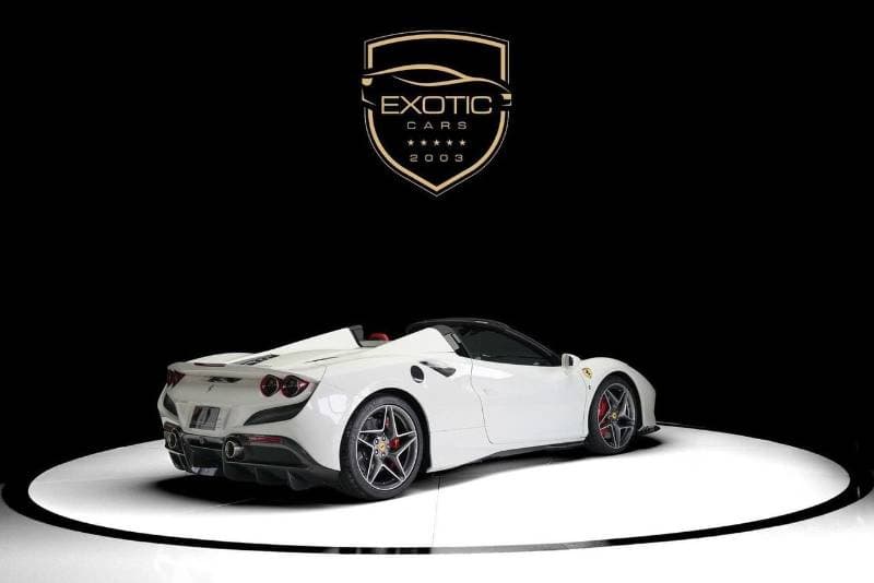 2022 Ferrari F8 Spider thumbnail 5