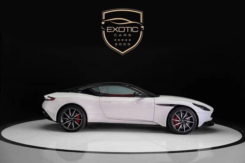 2018 Aston Martin DB11 VOLANTE thumbnail 3