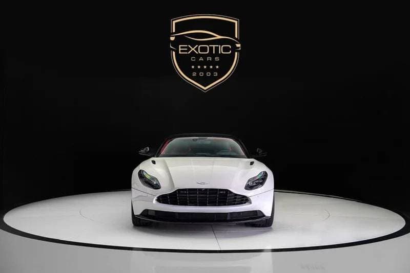 2018 Aston Martin DB11 VOLANTE thumbnail 2