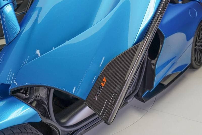 2021 McLaren 765LT STANDARD thumbnail 8