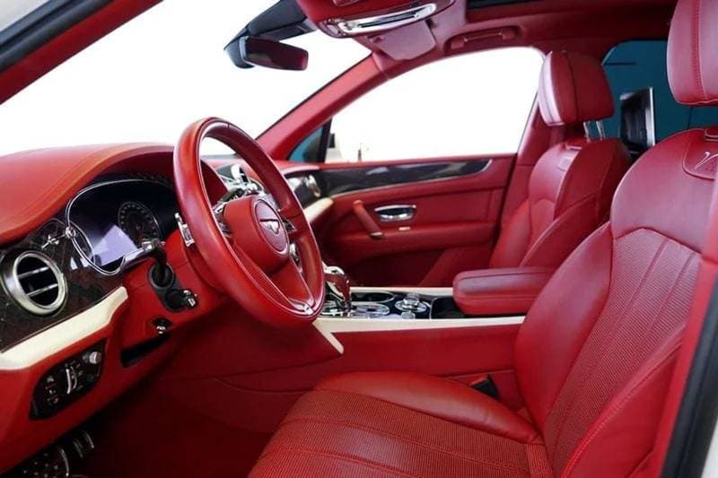 2020 Bentley Bentayga MULLINER thumbnail 8