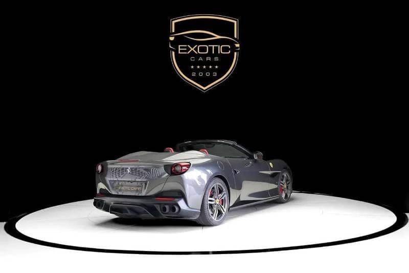 2019 Ferrari Portofino STANDARD thumbnail 4