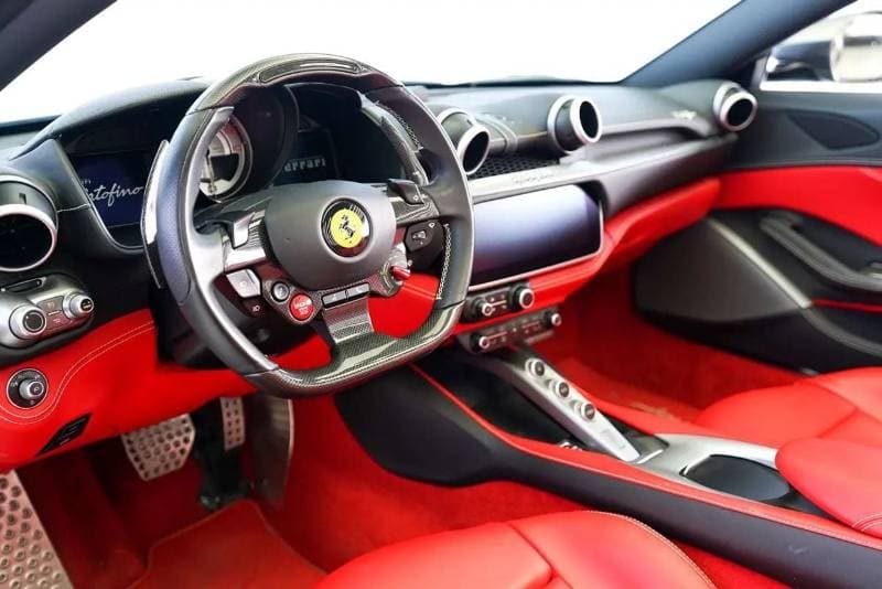 2019 Ferrari Portofino STANDARD thumbnail 7