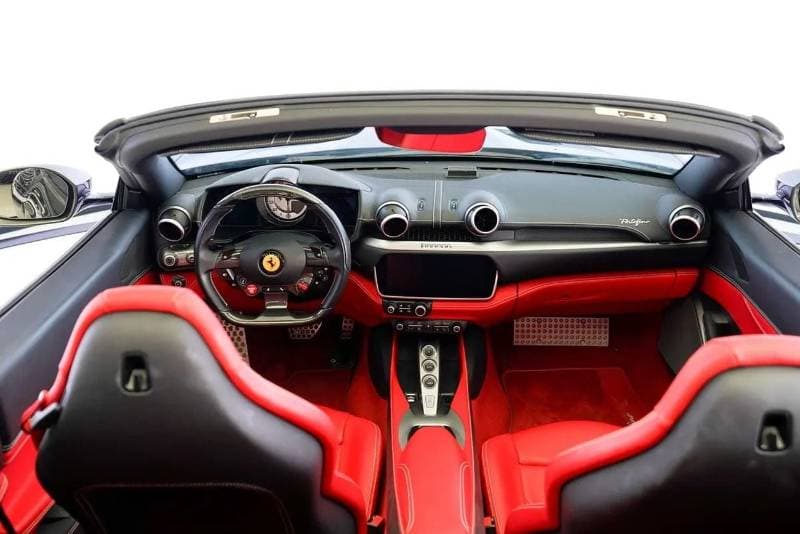 2019 Ferrari Portofino STANDARD thumbnail 6