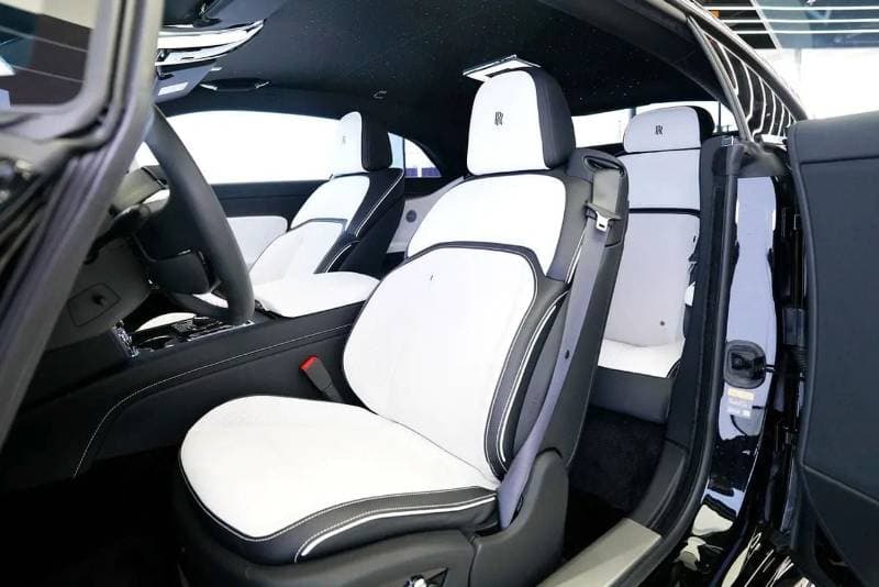 2025 Rolls Royce Spectre STANDARD thumbnail 2