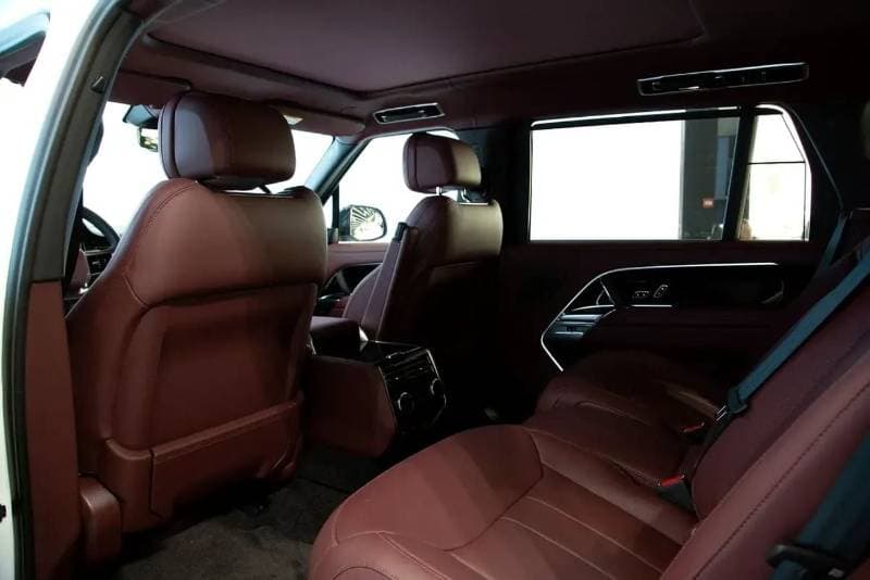 2023 Land Rover Range Rover AUTOBIOGRAPHY LWB P530 thumbnail 4