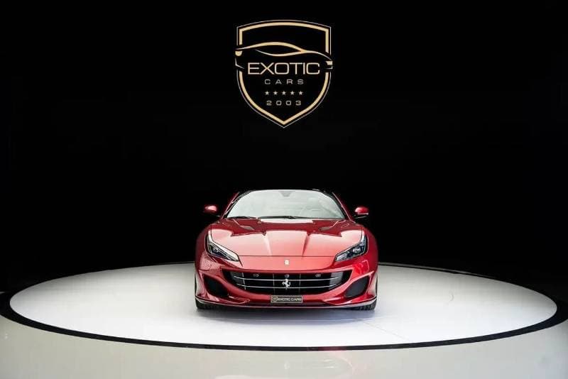 2019 Ferrari Portofino STANDARD thumbnail 2