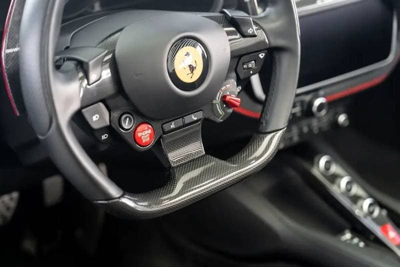 2019 Ferrari Portofino STANDARD thumbnail 7