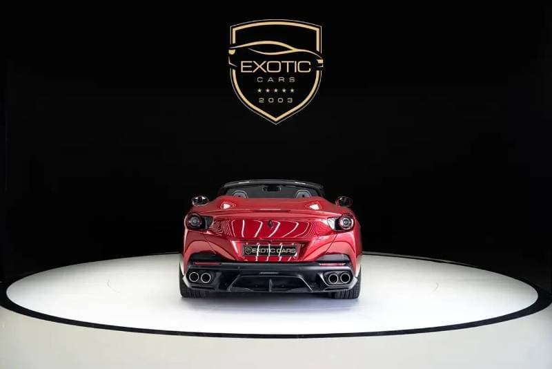 2019 Ferrari Portofino STANDARD thumbnail 5