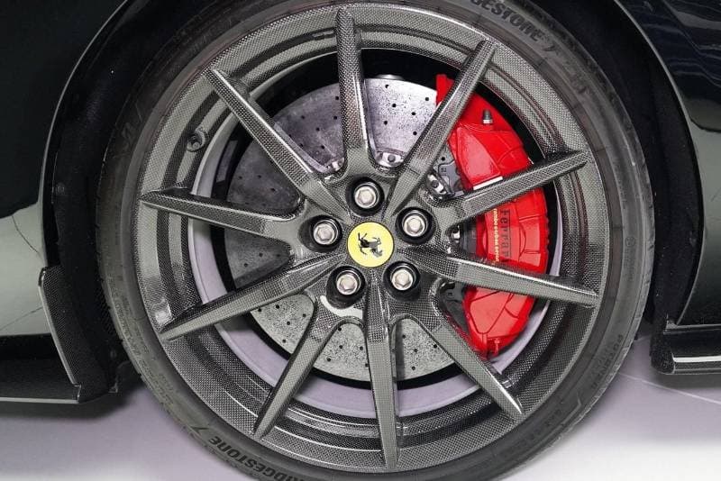 2025 Ferrari 296 GTS thumbnail 6