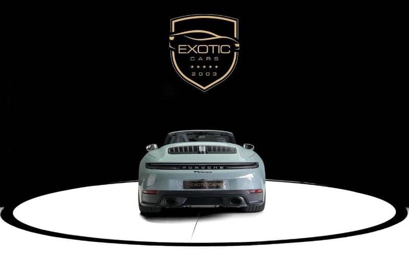 2025 Porsche 911 CARRERA thumbnail 2