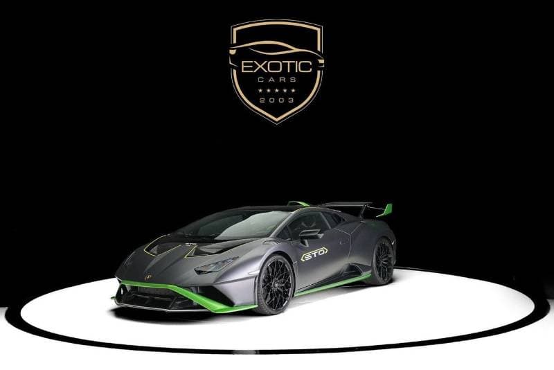 2024 Lamborghini Huracan STO