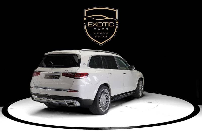 2023 Mercedes Benz GLS 600 MAYBACH thumbnail 4