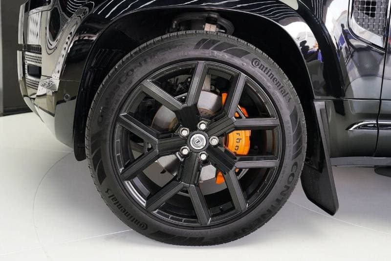 2021 Land Rover Defender 90 HSE P400 URBAN thumbnail 6