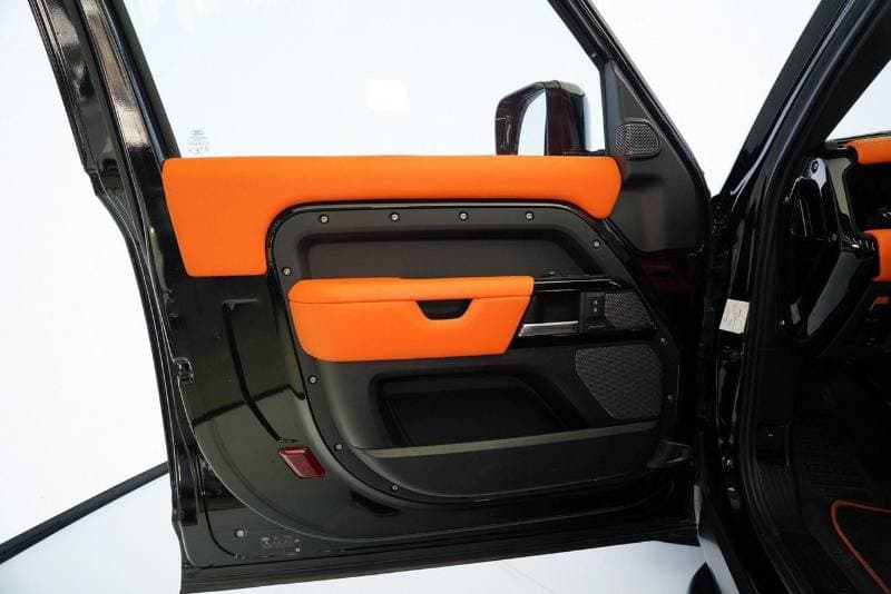 2021 Land Rover Defender 90 HSE P400 URBAN thumbnail 8