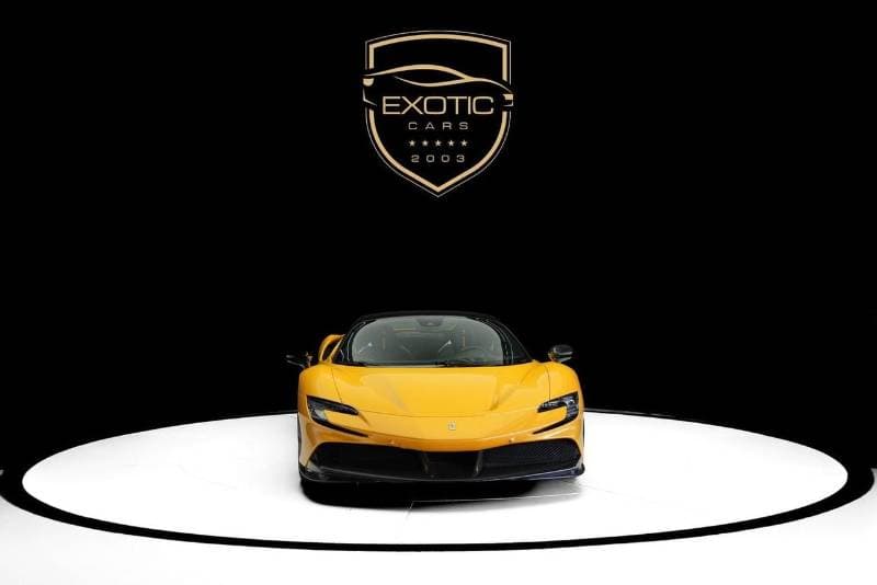 2022 Ferrari SF90 STRADALE thumbnail 2