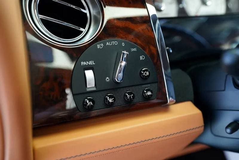 2018 Rolls Royce Wraith STANDARD thumbnail 6