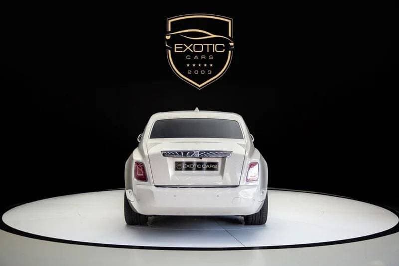 2018 Rolls Royce Phantom EWB thumbnail 2