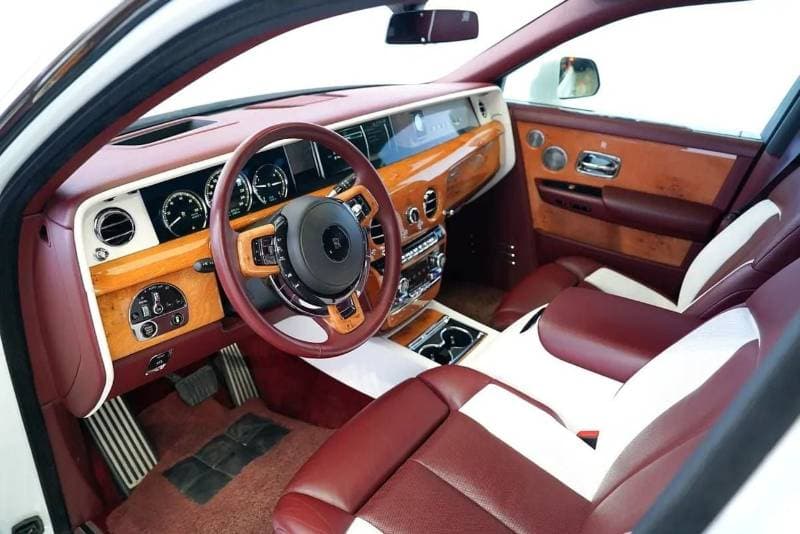 2019 Rolls Royce Phantom EWB thumbnail 7