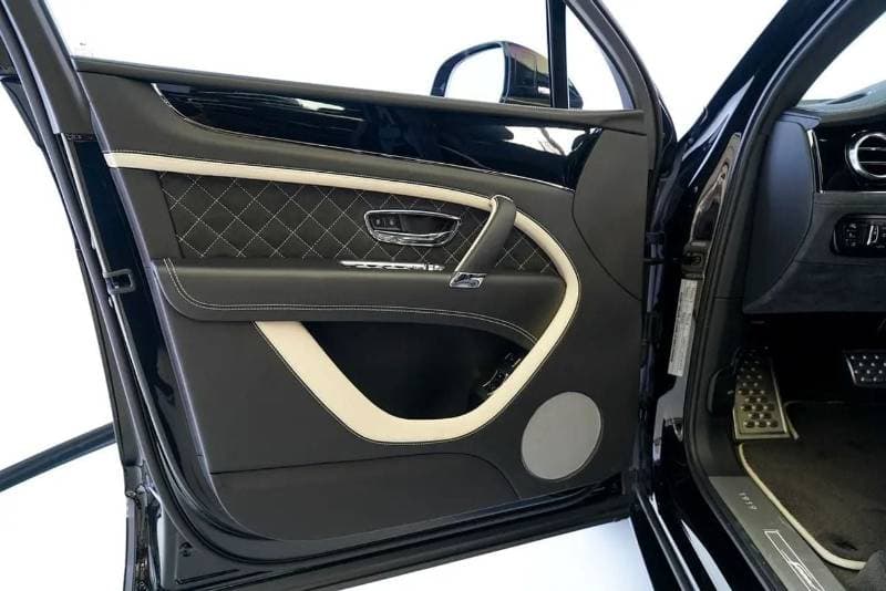 2020 Bentley Bentayga SPEED thumbnail 6