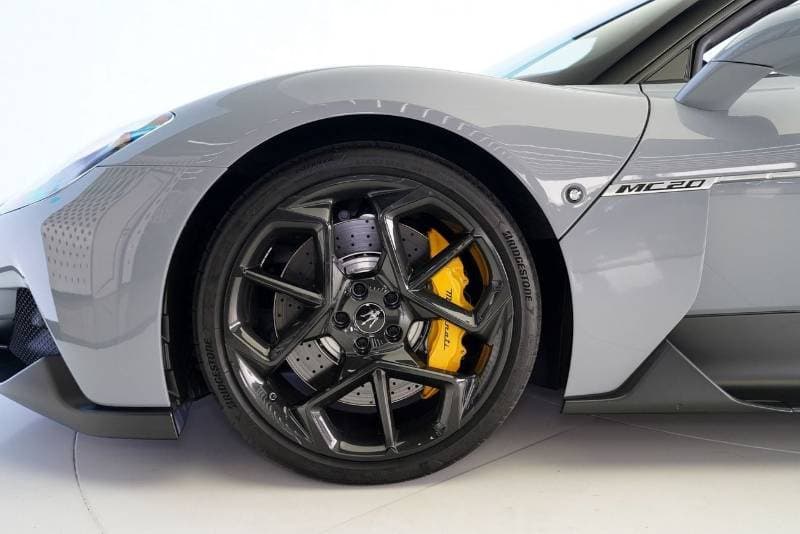 2024 Maserati MC20 Cielo thumbnail 7