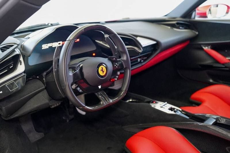 2021 Ferrari SF90 STRADALE thumbnail 8