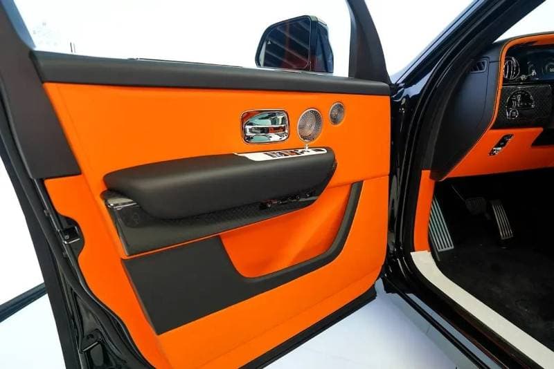 2026 Rolls Royce Cullinan BLACK BADGE thumbnail 8