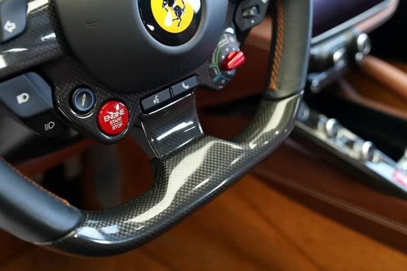 2018 Ferrari GTC4 LUSSO thumbnail 8