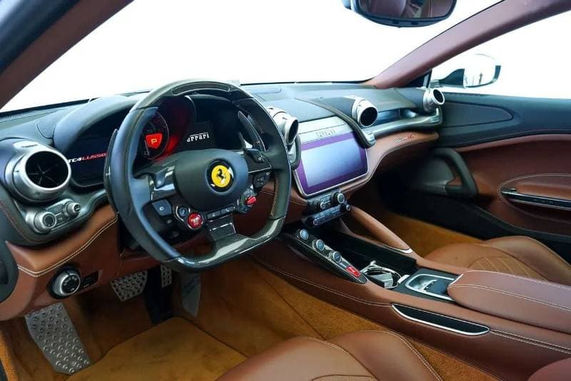 2018 Ferrari GTC4 LUSSO thumbnail 7